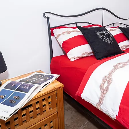 Veronika Appartement Pag Town
