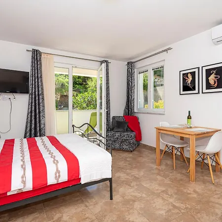 Veronika Appartement Pag Town